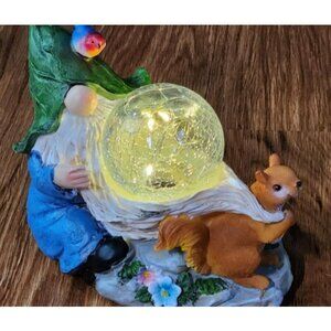 Gnome Statues Garden Decor,Solar Gnome Statue for Outside -Resin Yard Art